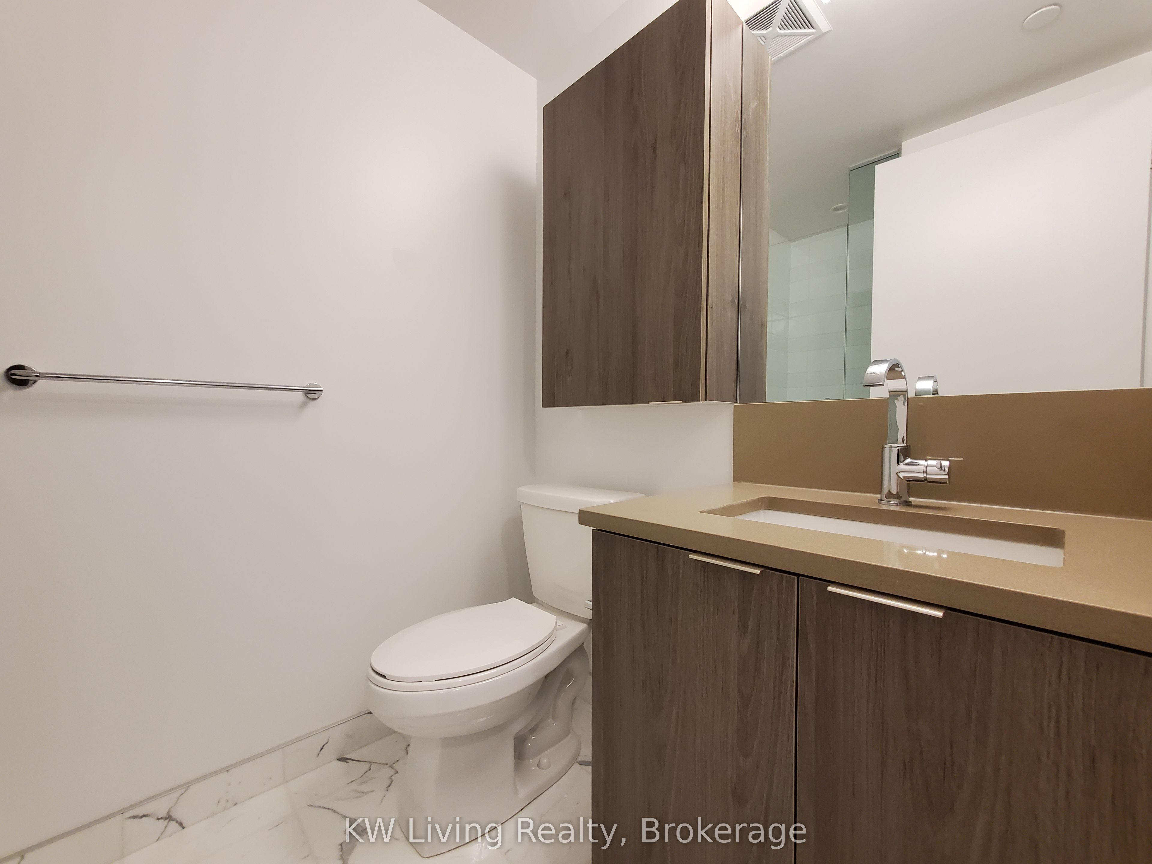 38 Iannuzzi Street, #1810