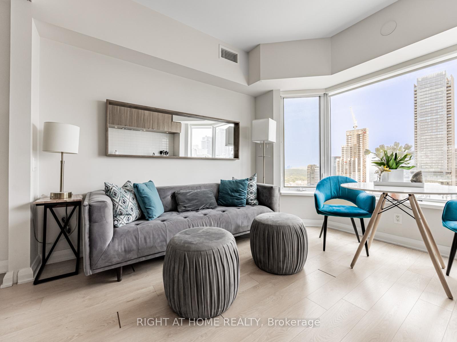 1 Bedroom Condo at 155 Yorkville, Toronto For sale