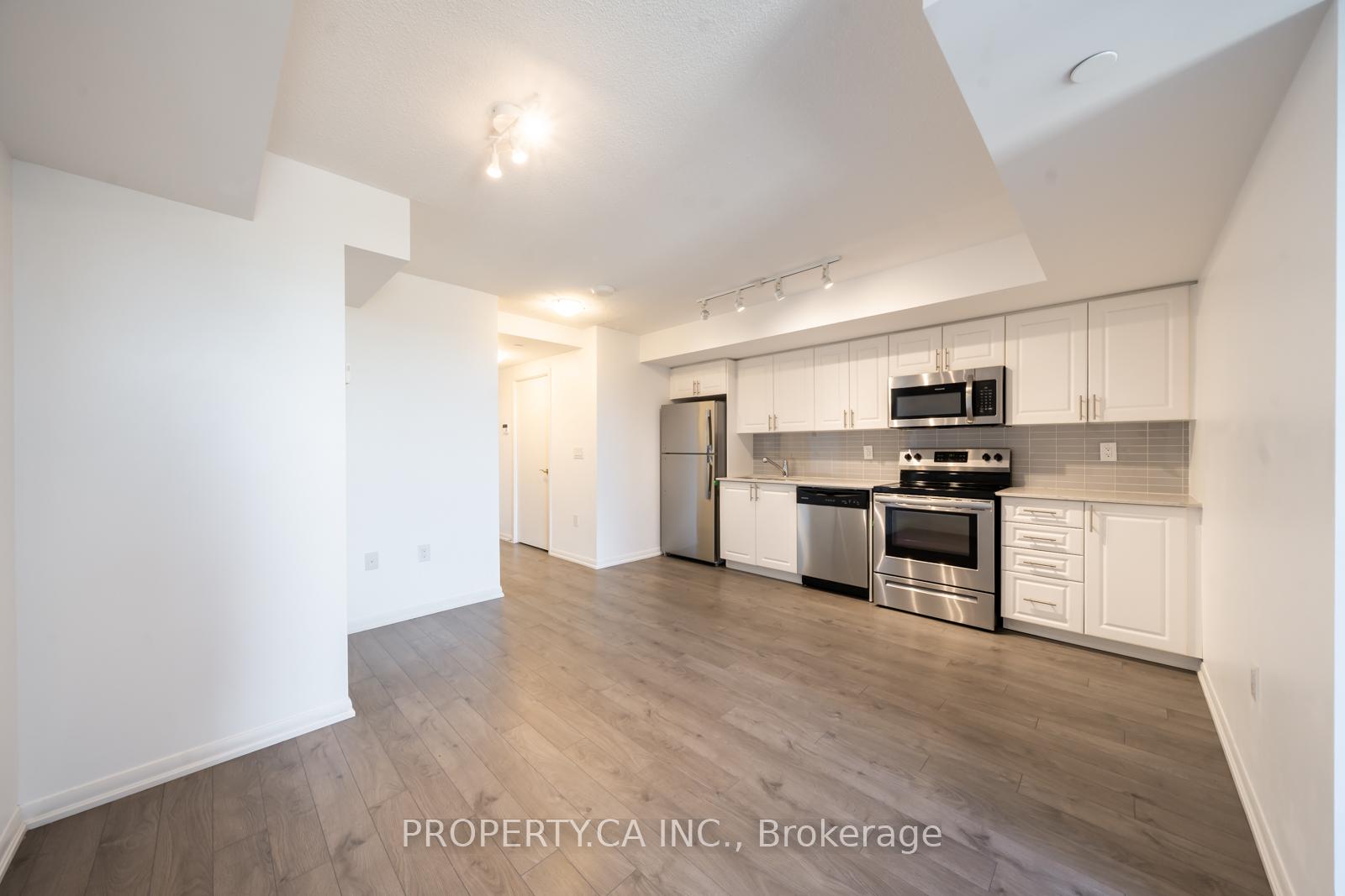 1 Bedroom Condo at 3091 Dufferin,  Toronto For sale