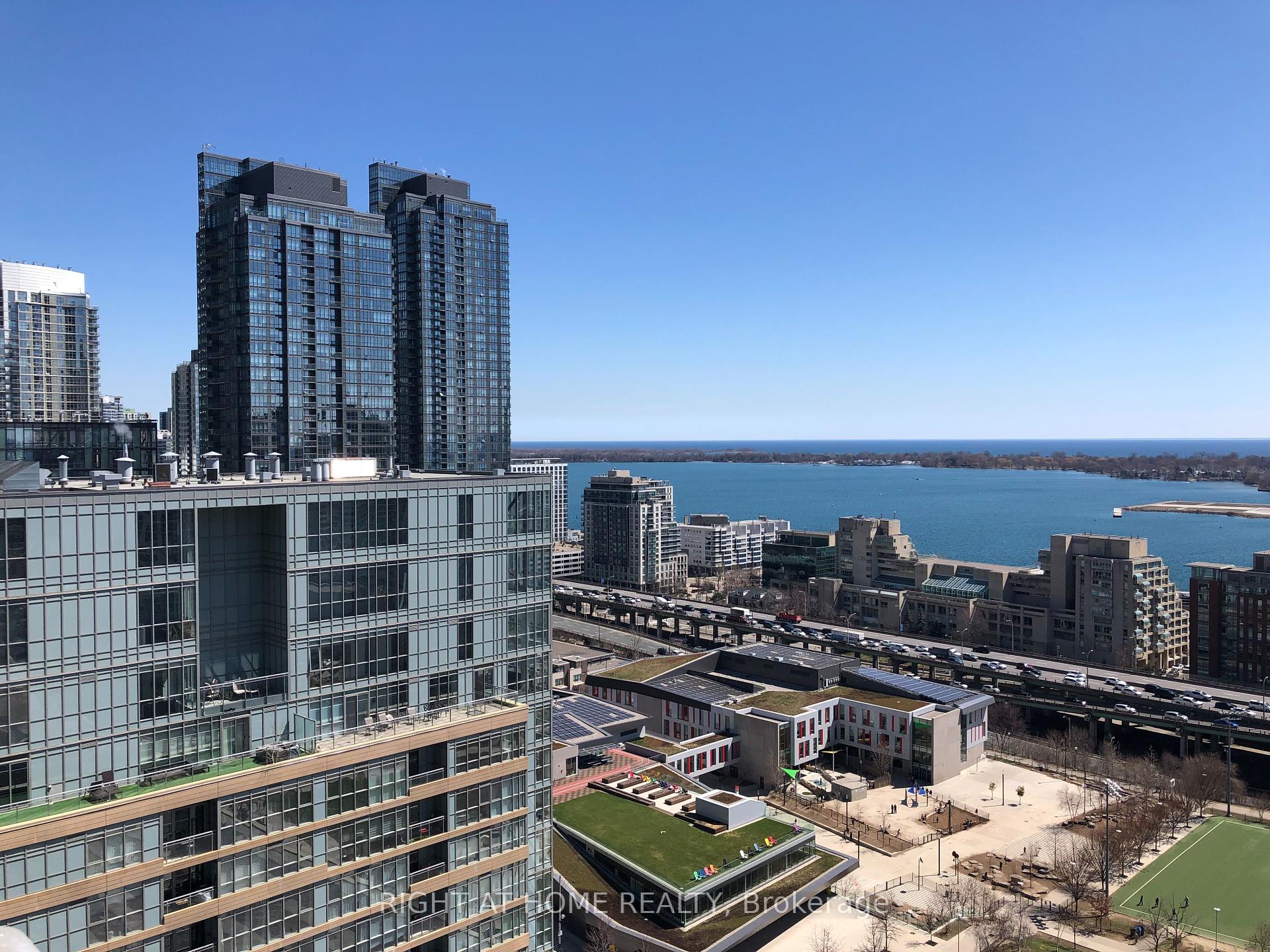 2 Bedrooms Condo at 15 Iceboat,  Toronto For sale