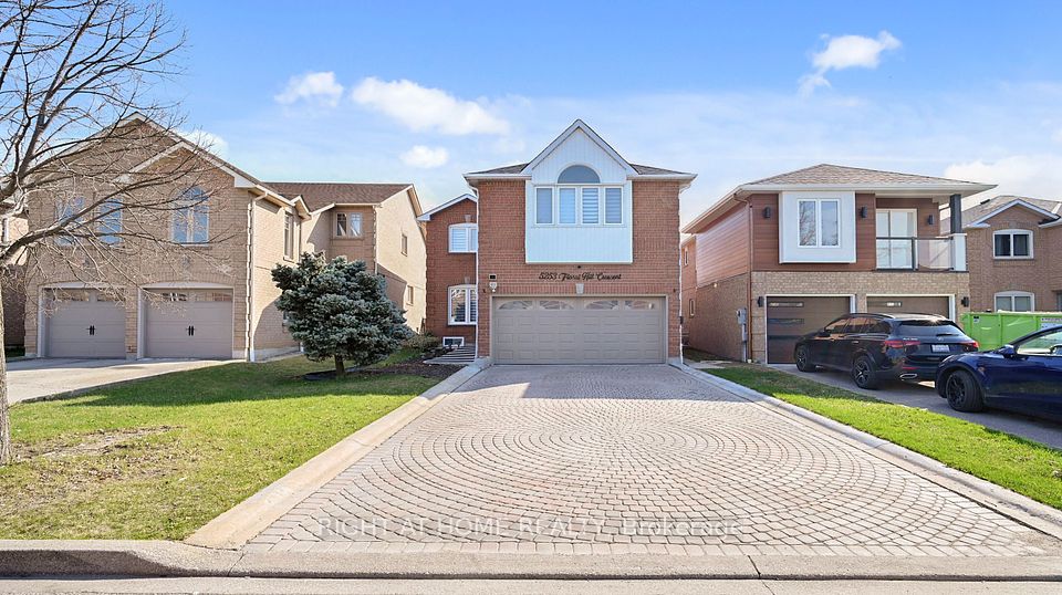 5253 Floral Hill