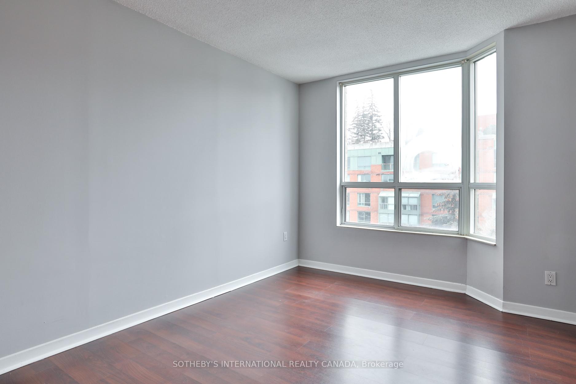 2 Bedrooms Condo at 284 Bloor, Toronto For sale