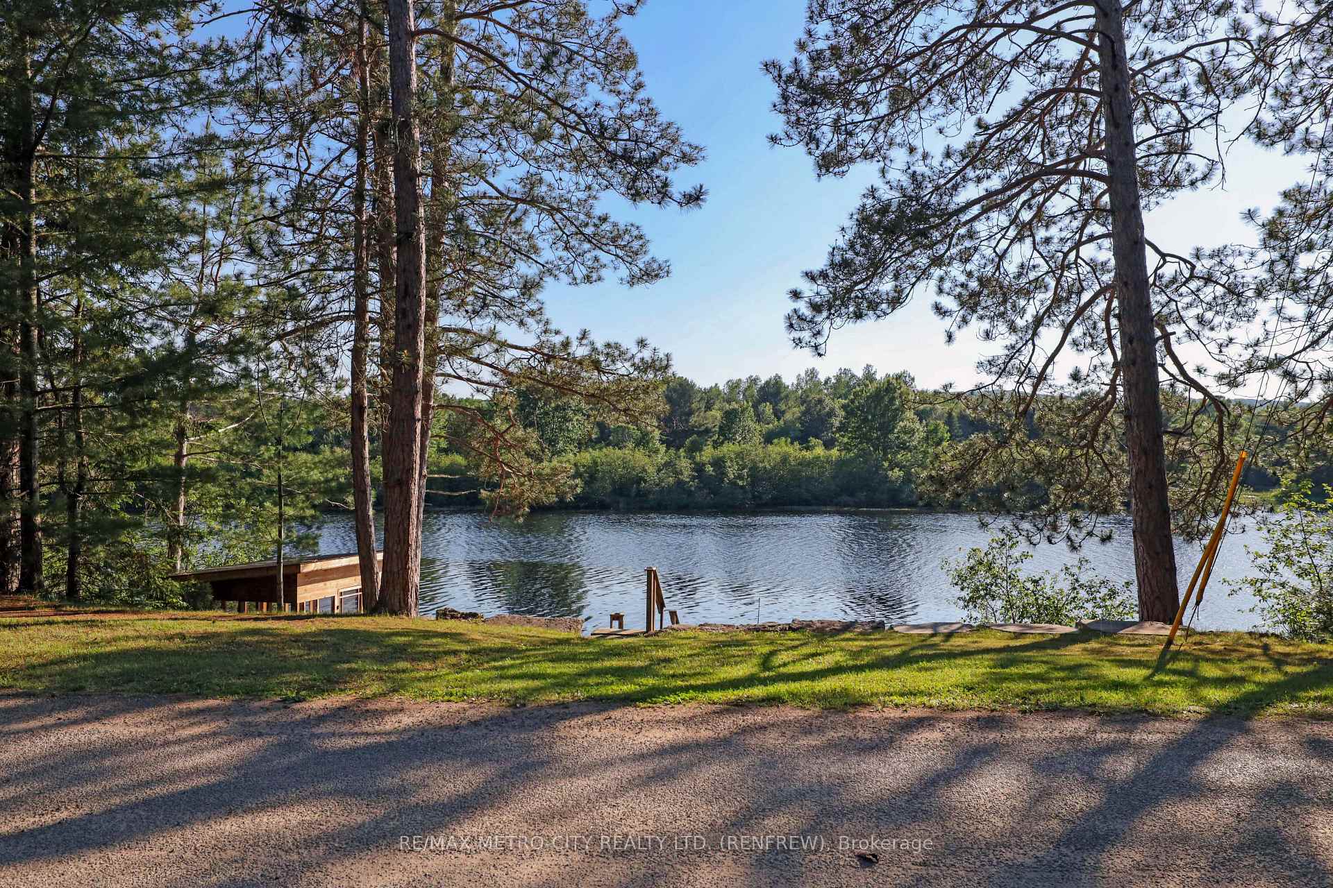 79 FLYING CLUB Road, Greater Madawaska, ON K0J 2R0