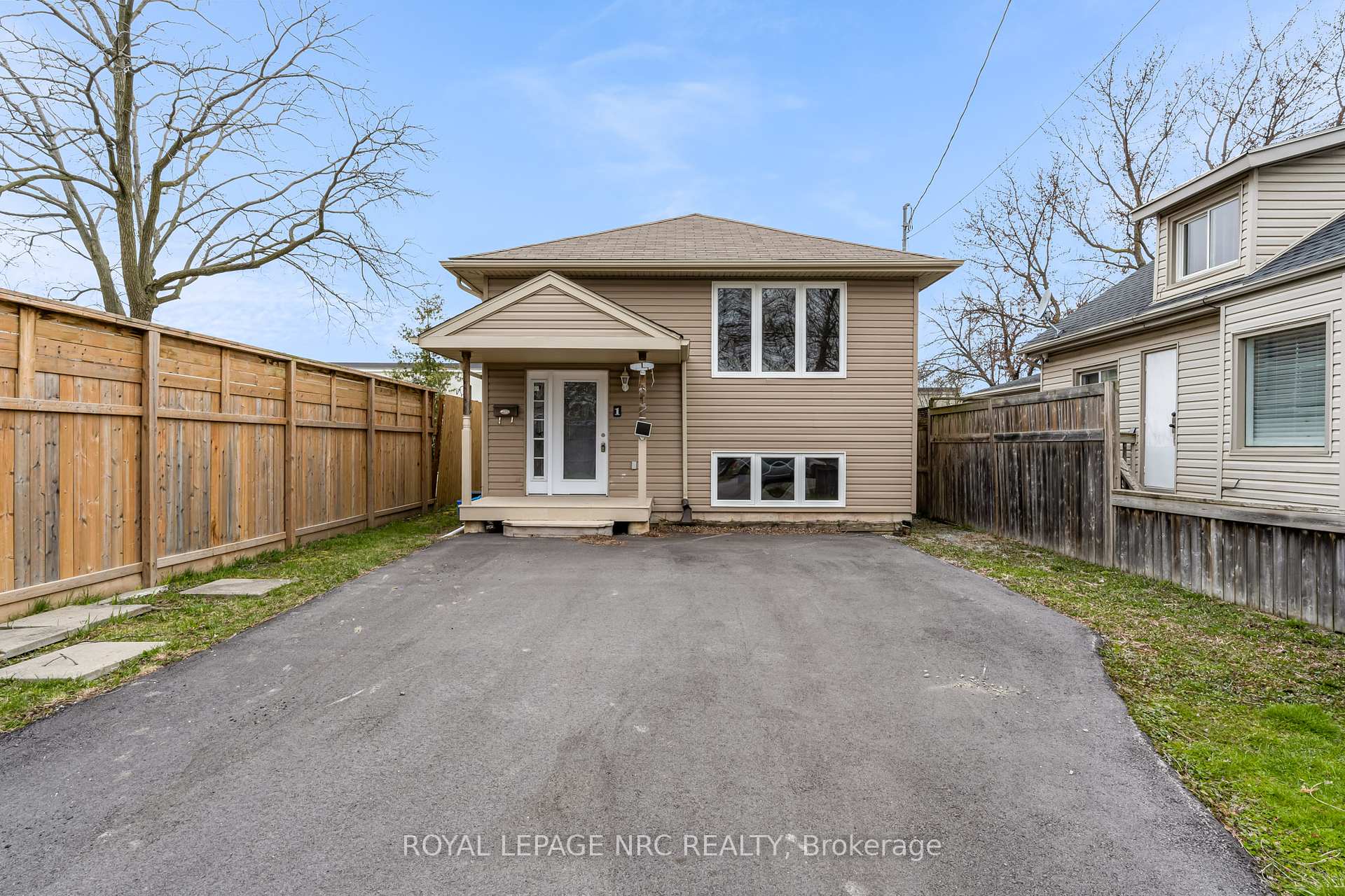 1 Thornton Street, St. Catharines, ON L2P 1T9