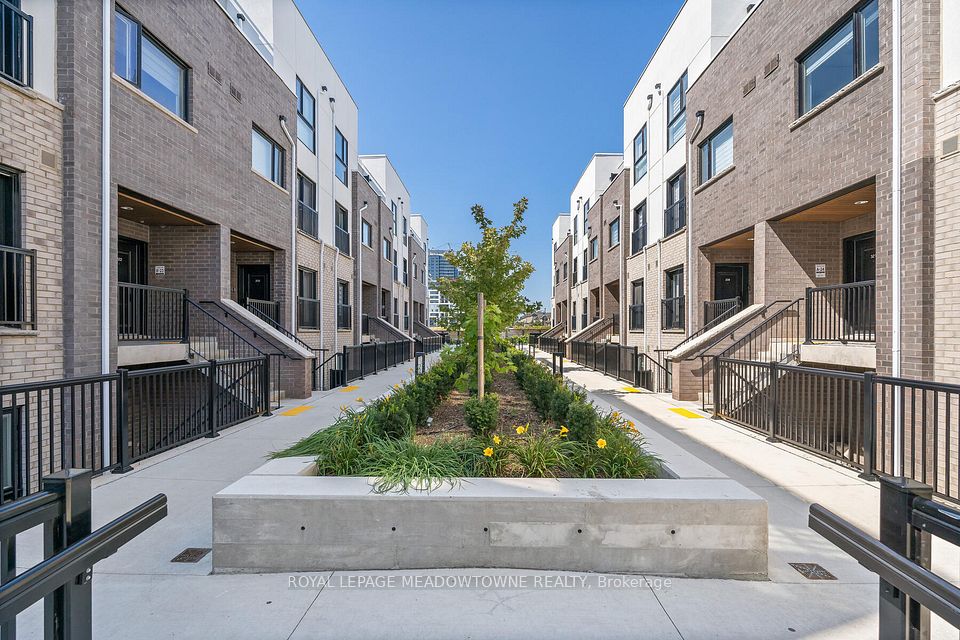 Property at #320 - 349 Wheat Boom Drive, Oakville, ON L6H 7X5