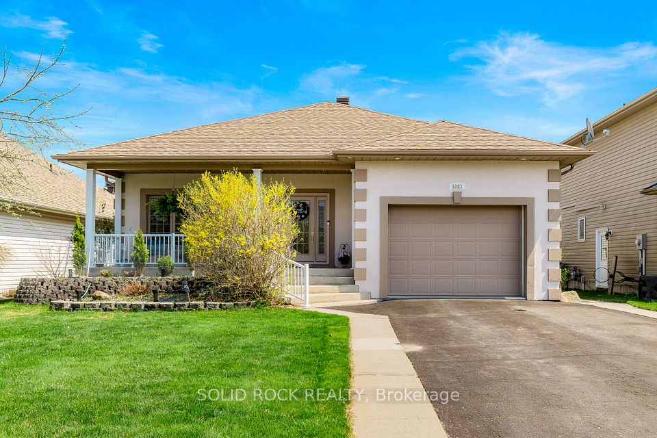 1021 Crestwood