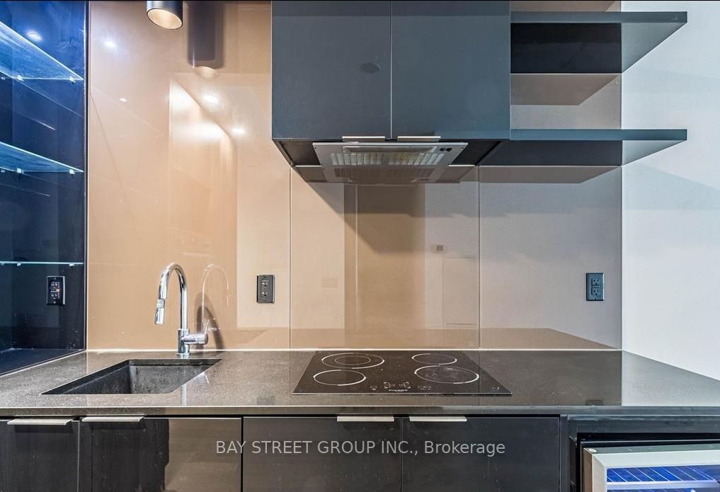 70 Temperance Street, #1107
