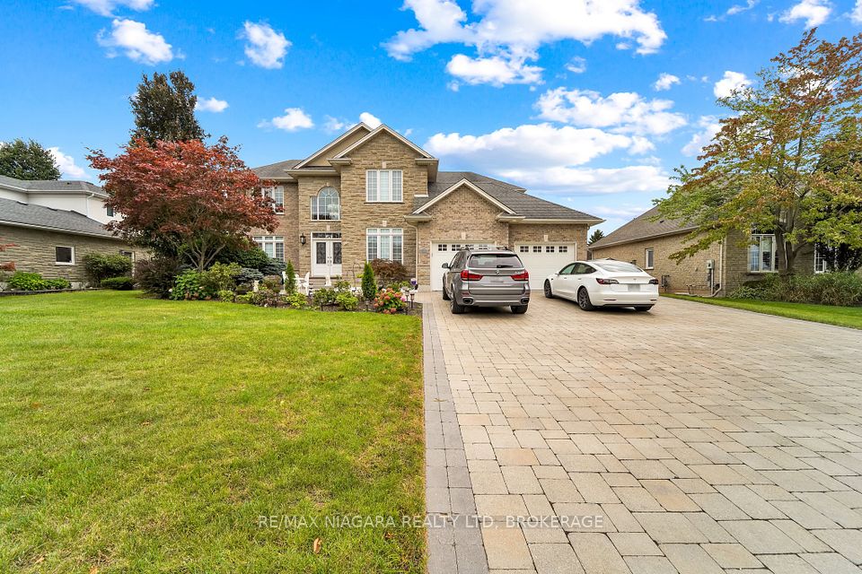 8018 CATHEDRAL