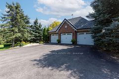 3 Rutland Hill Court