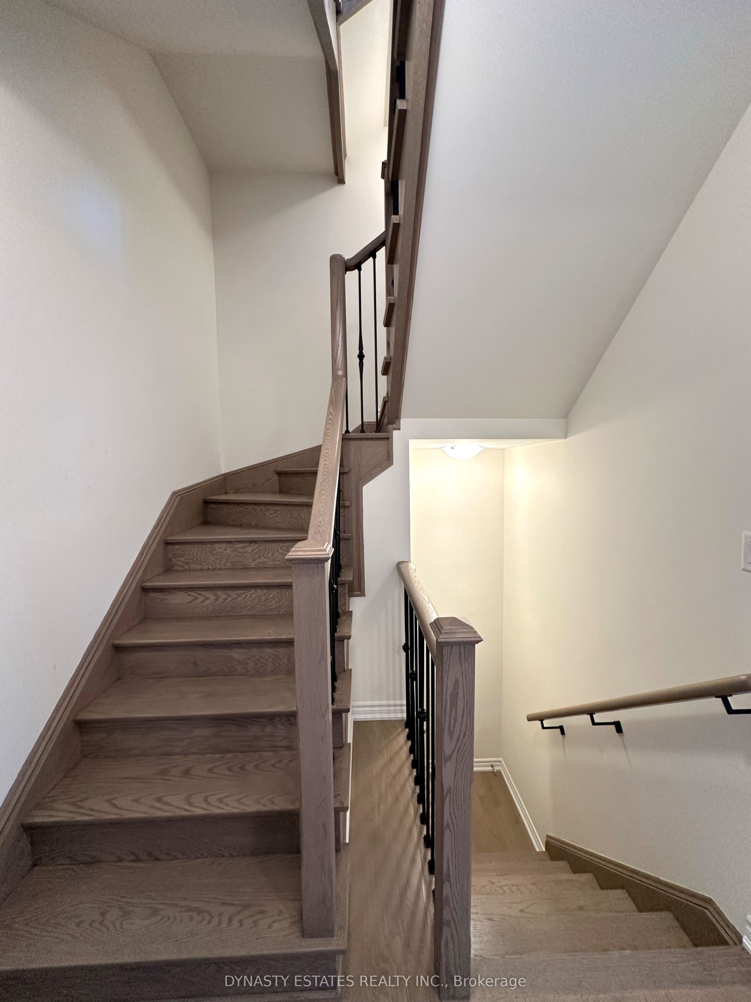 66 Coolhurst Avenue