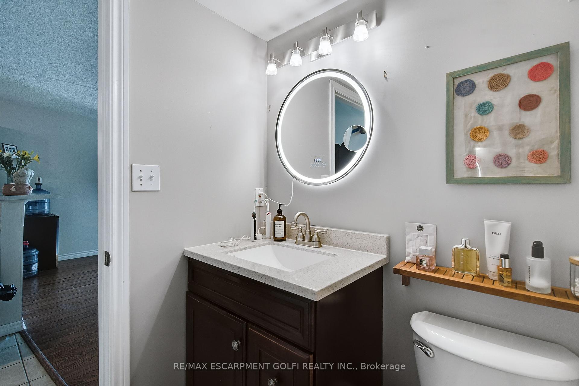 1 Bedroom Condo at 1451 Walker’s, Burlington For sale