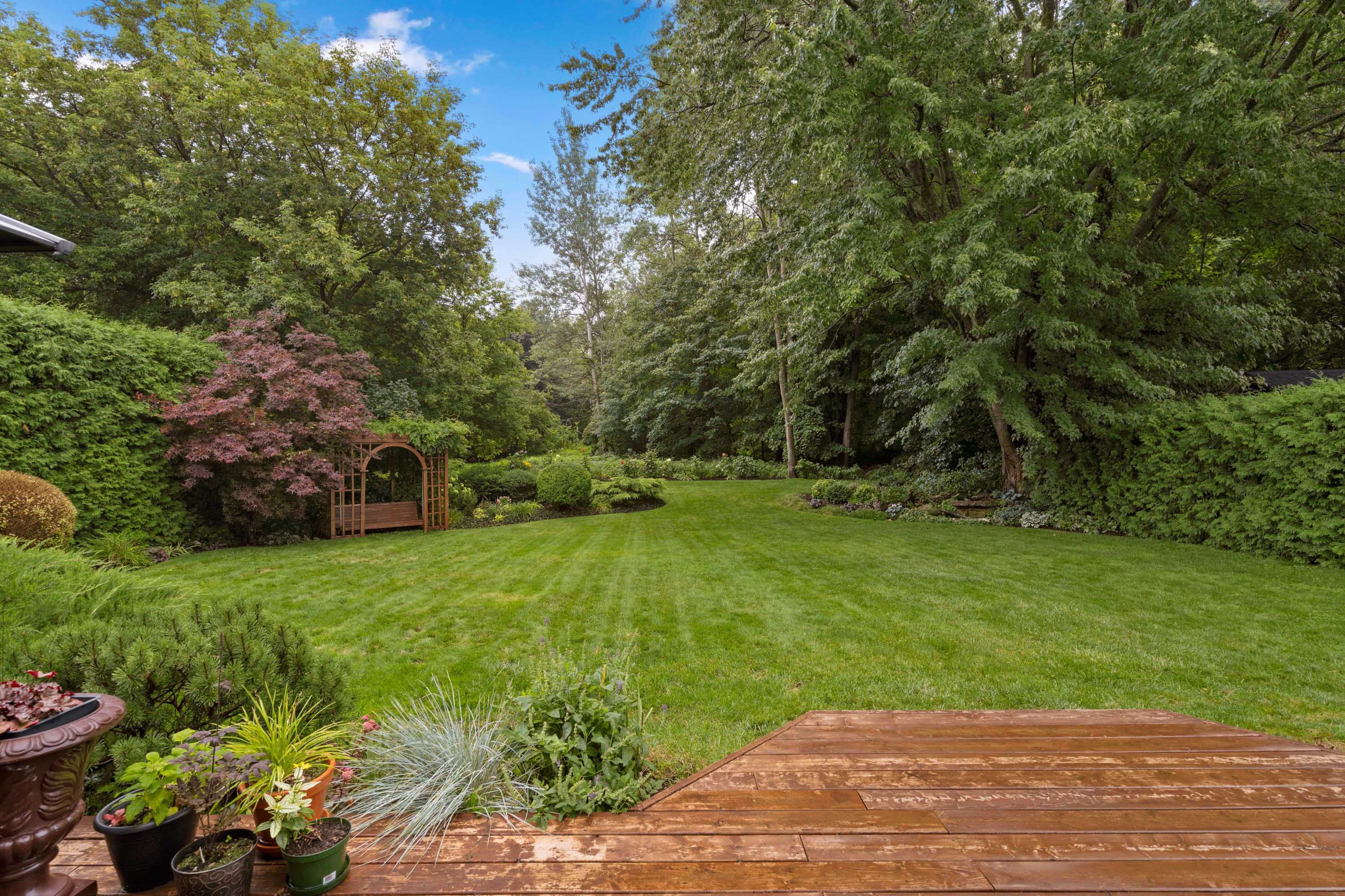 28 Hilltop Drive