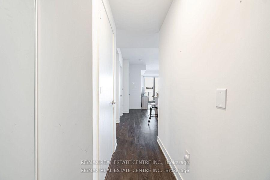 2 Bedrooms Condo at 130 River, Toronto For sale