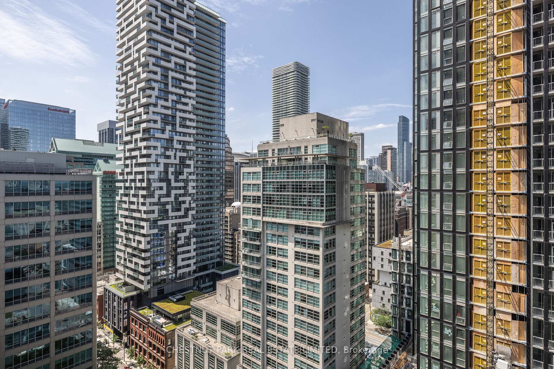 2 Bedrooms Condo at 33 Lombard, Toronto For sale