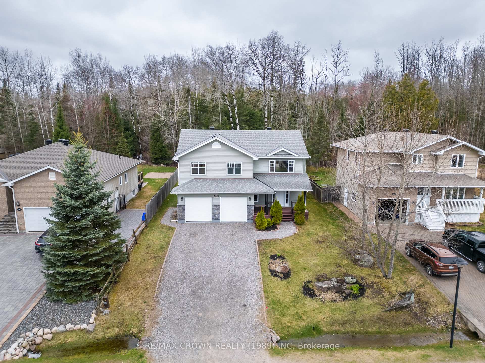 293 Osprey Crescent, Callander, ON P0H 1H0