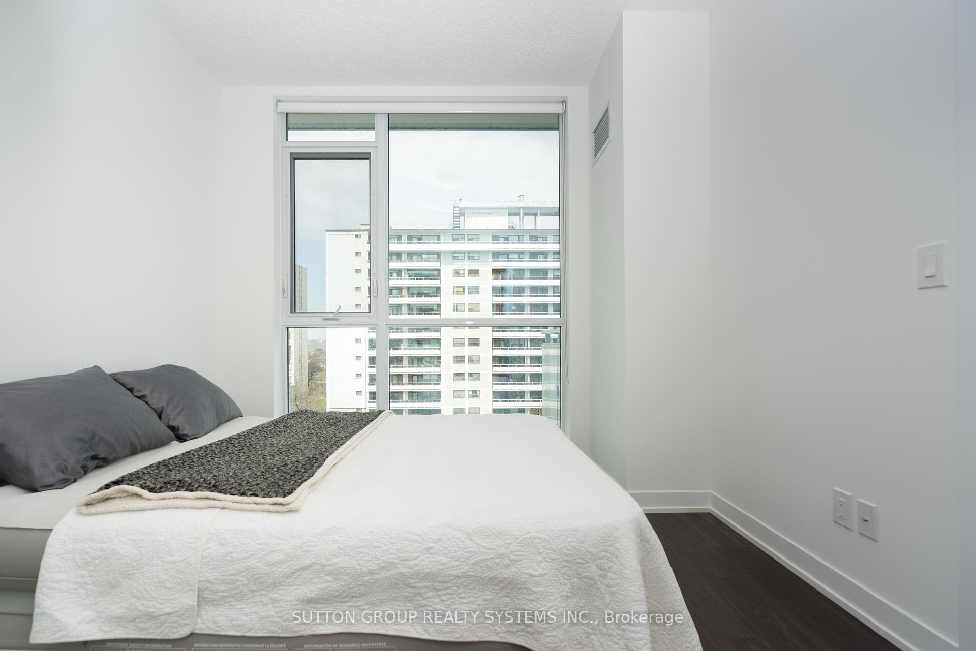 2 Bedrooms Condo at 1830 Bloor, Toronto For sale