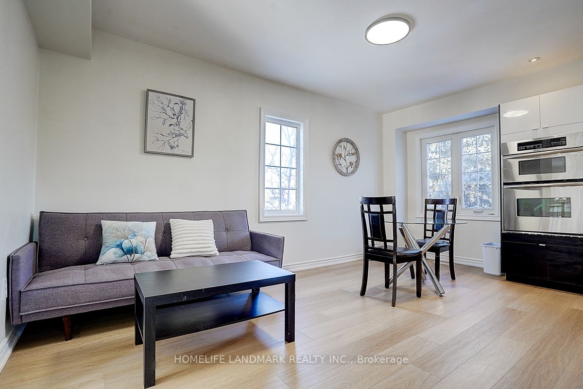 10 Old Colony Road, #14