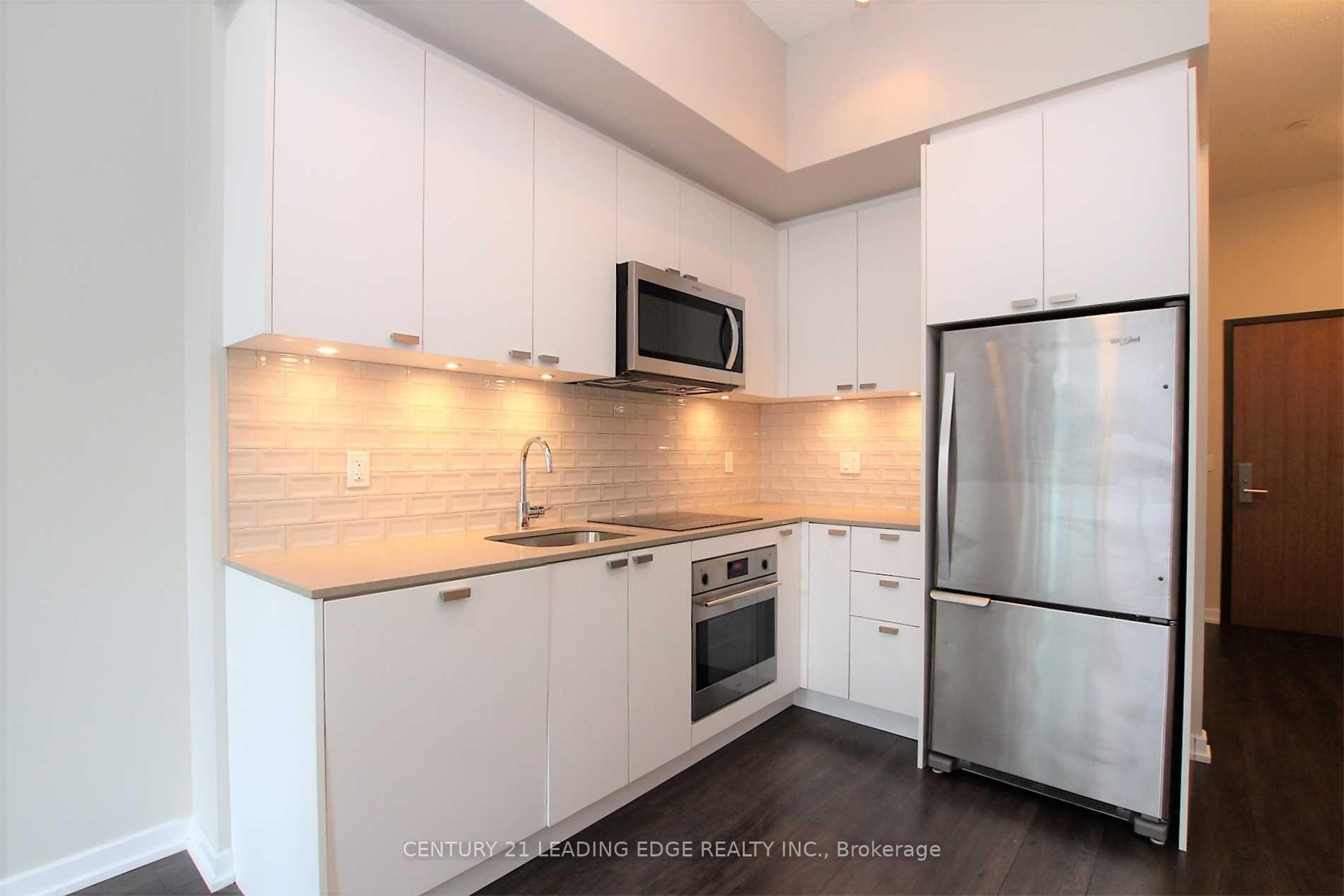 2 Bedrooms Condo at 56 Forest Manor, Toronto For sale