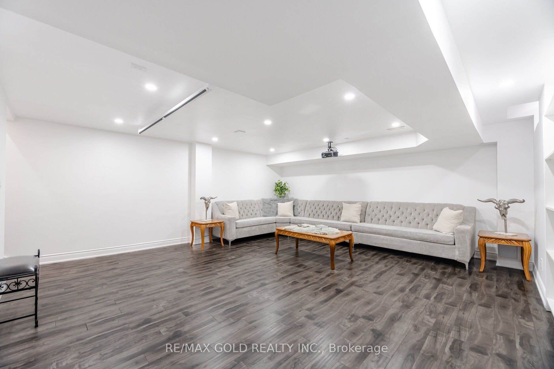 29 Skylar Circle