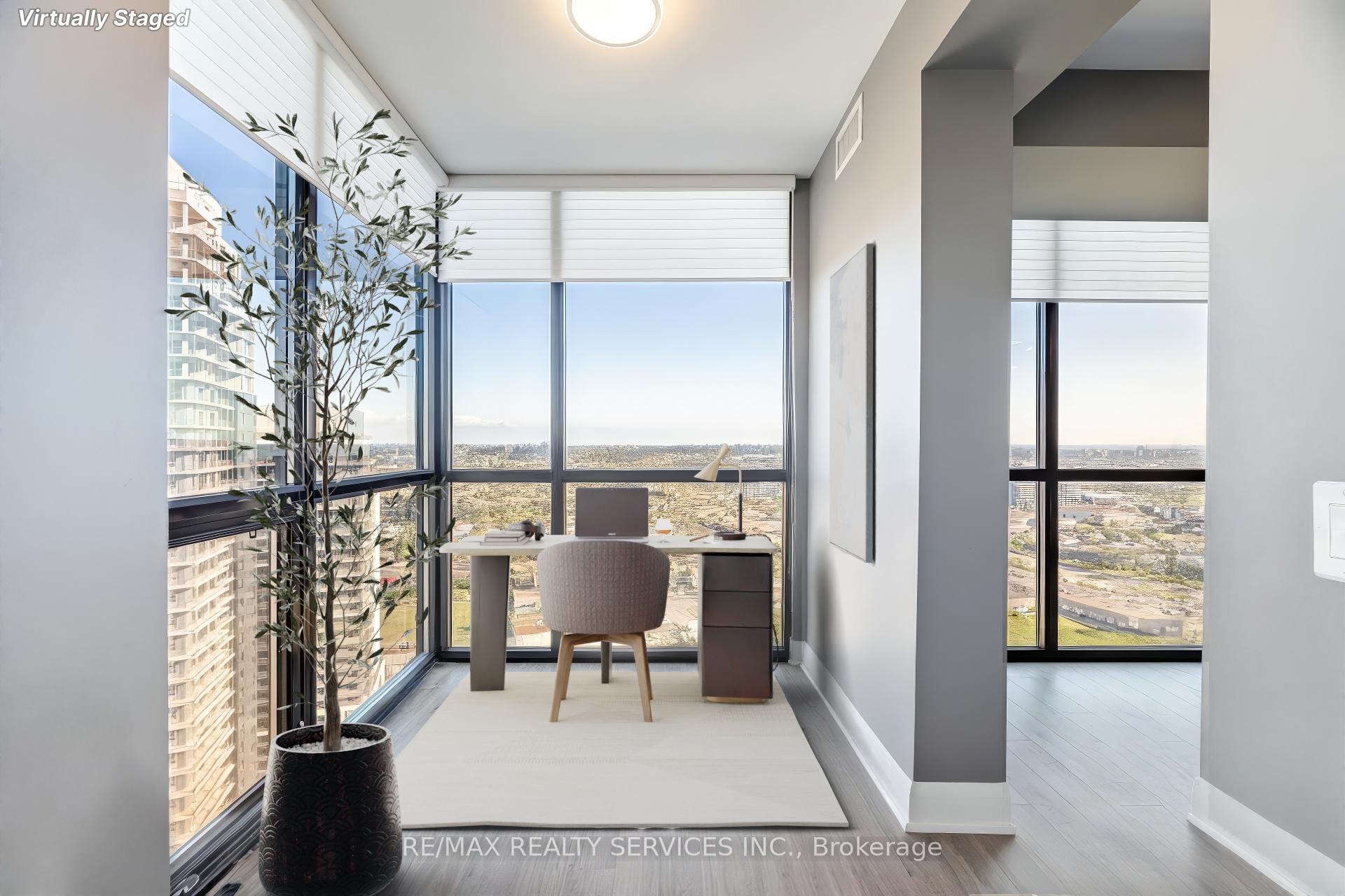 3 Bedrooms Condo at 2900 Highway 7, Vaughan For sale