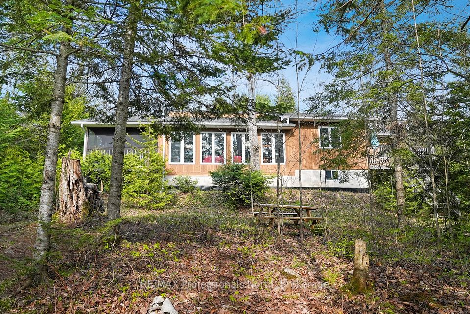1073 Driftwood Bay