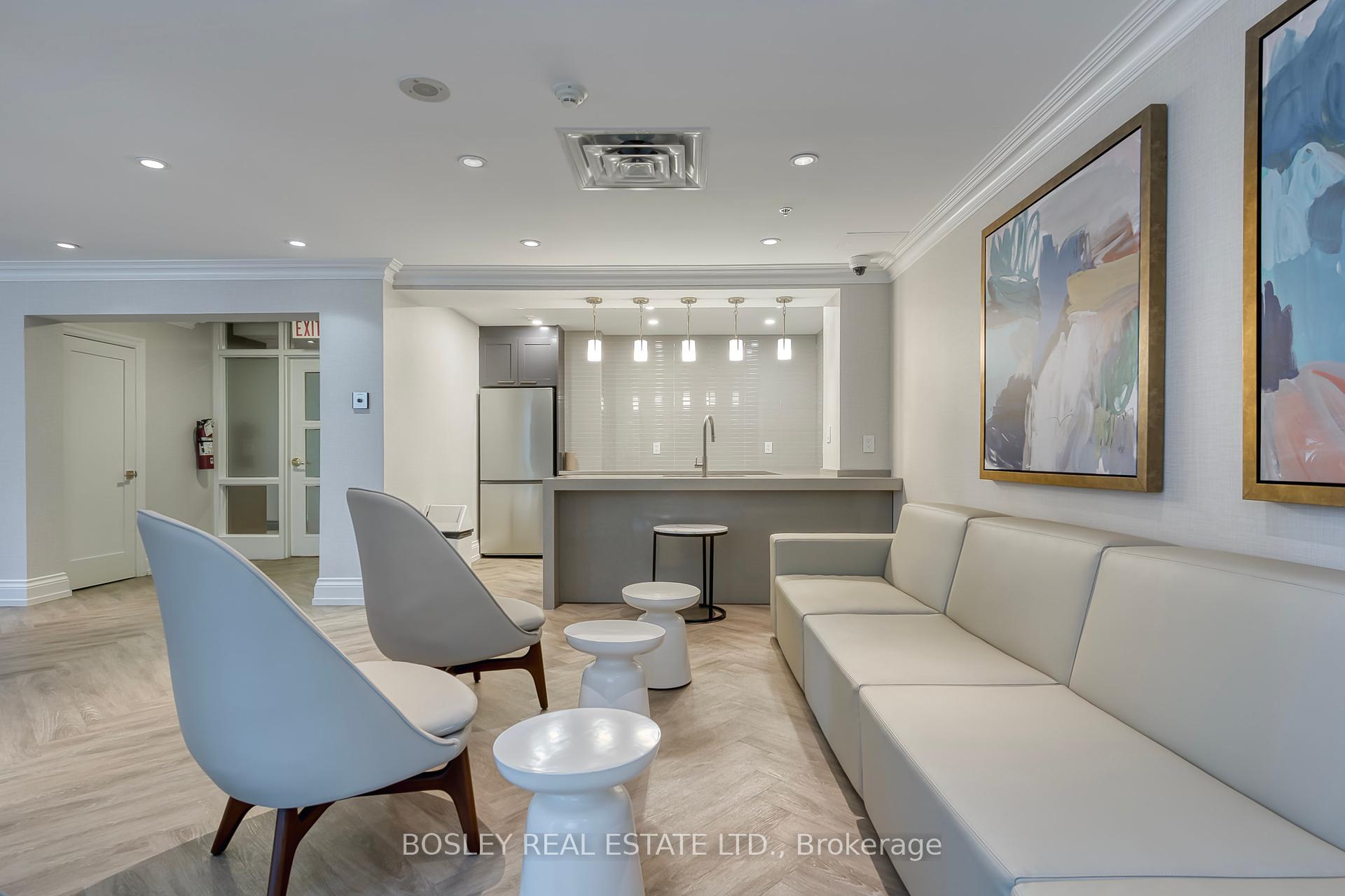 2 Bedrooms Condo at 51 Harrison Garden, Toronto For sale