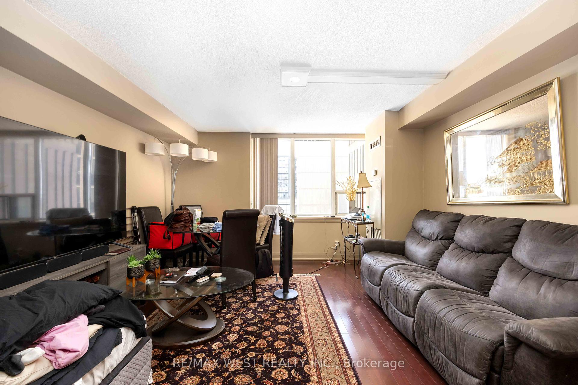 1 Bedroom Condo at 2737 Keele, Toronto For sale
