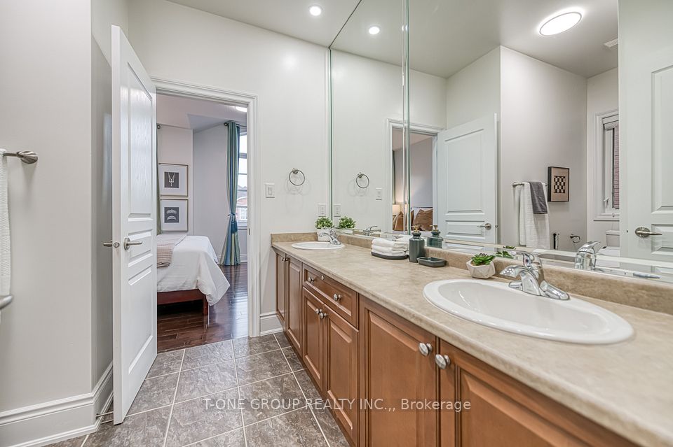 bath shared by 3rd and 4th bedroom