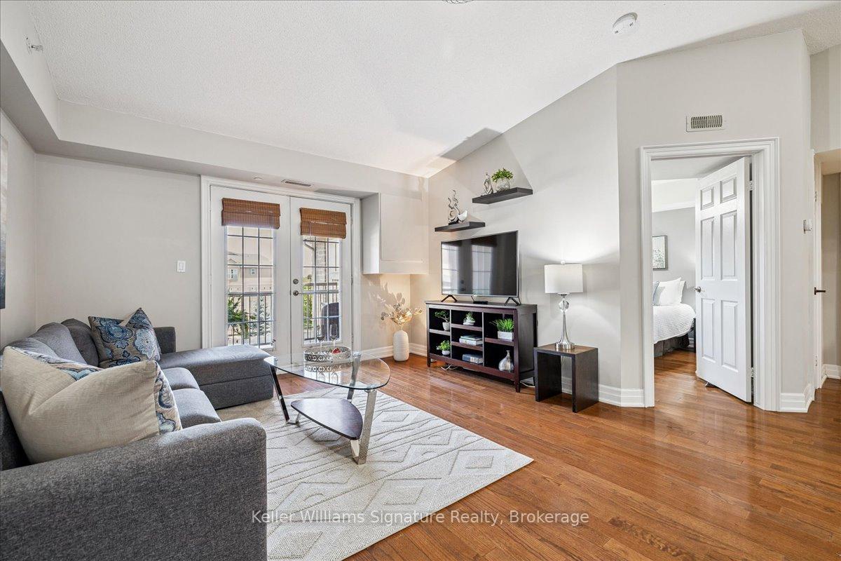 1 Bedroom Condo at 1470 Bishops, Oakville For sale