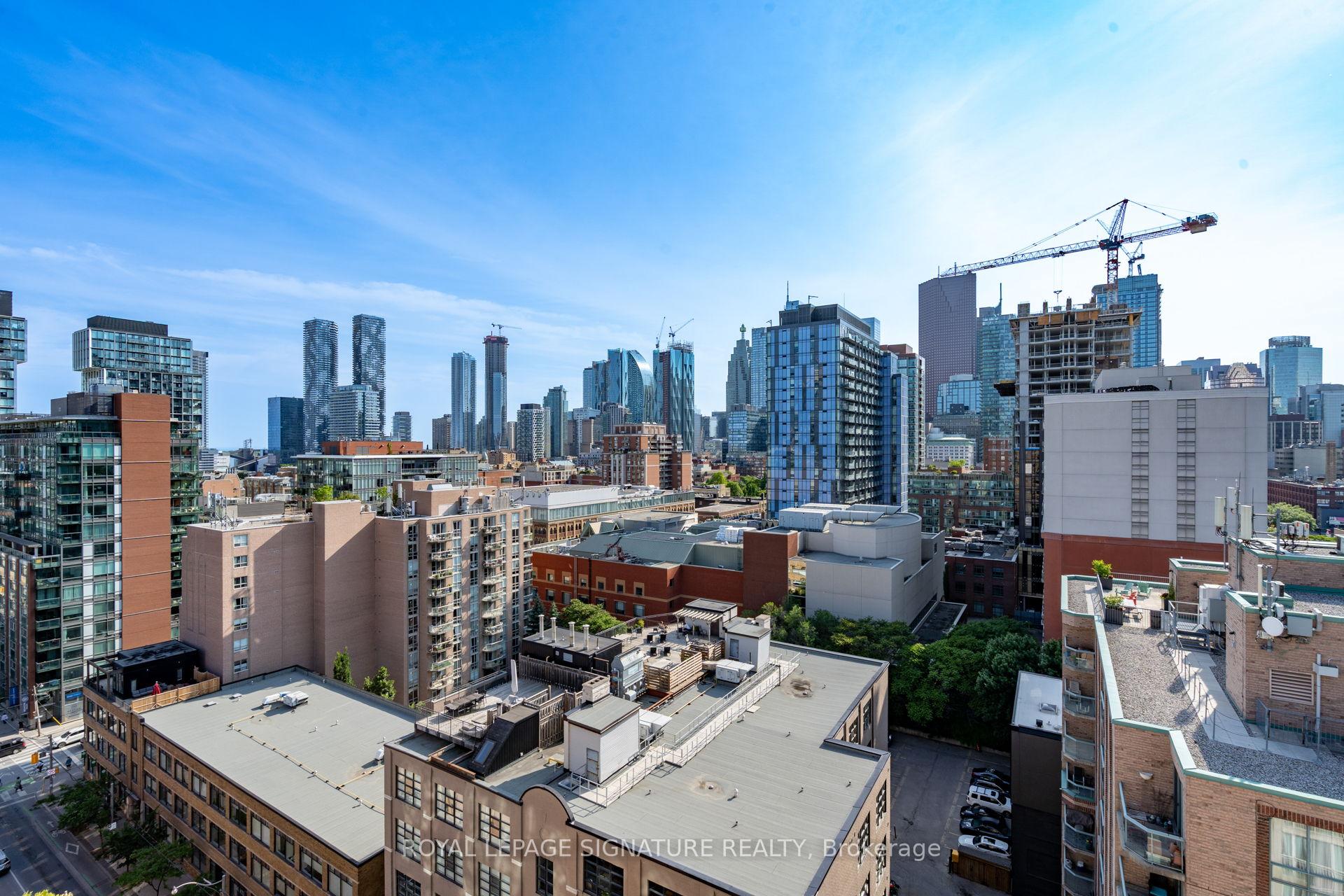 2 Bedrooms Condo at 323 Richmond, Toronto For sale