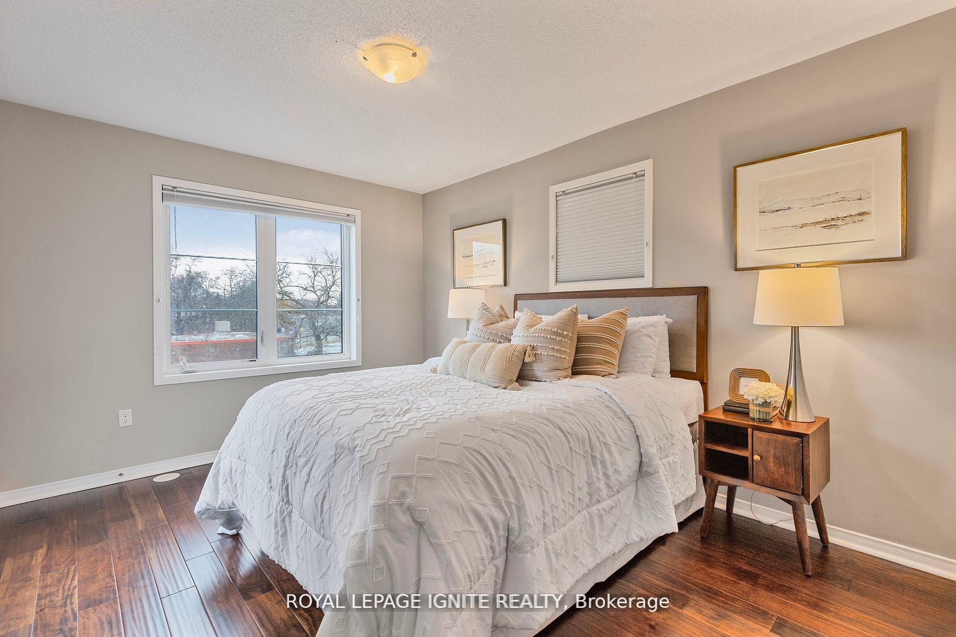 2 Bedrooms Condo at 6063 Kingston, Toronto For sale