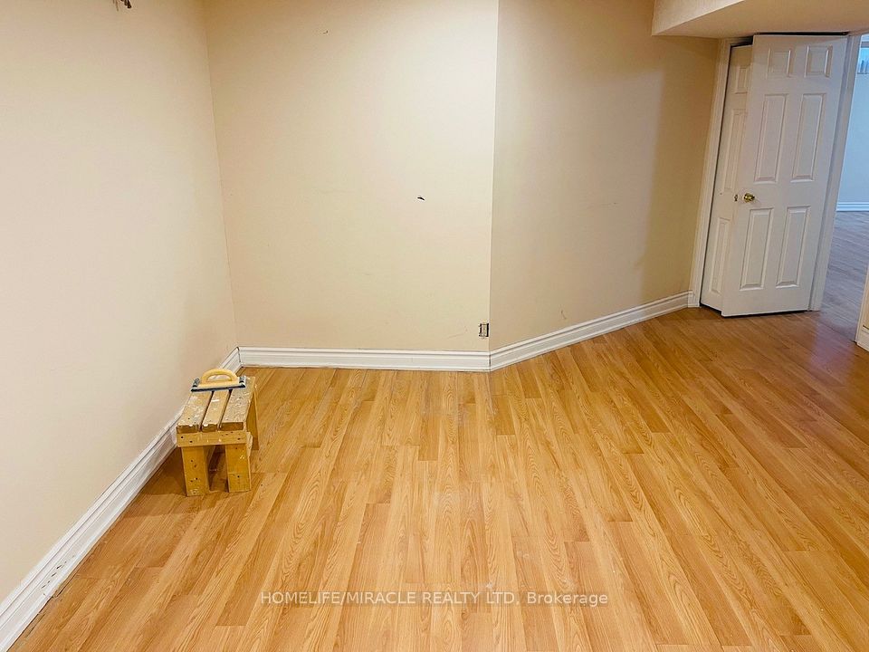 1804 Forestview