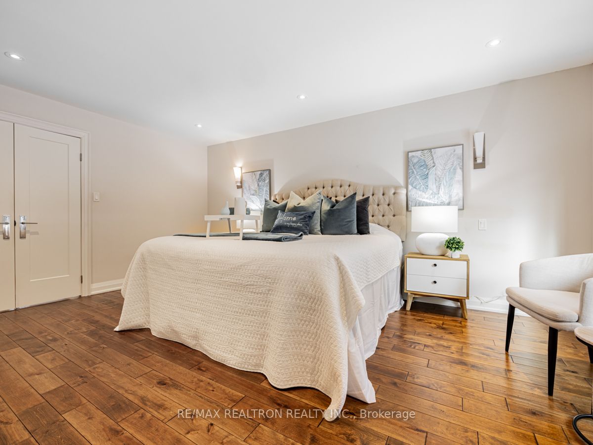 3 Pinehurst Court