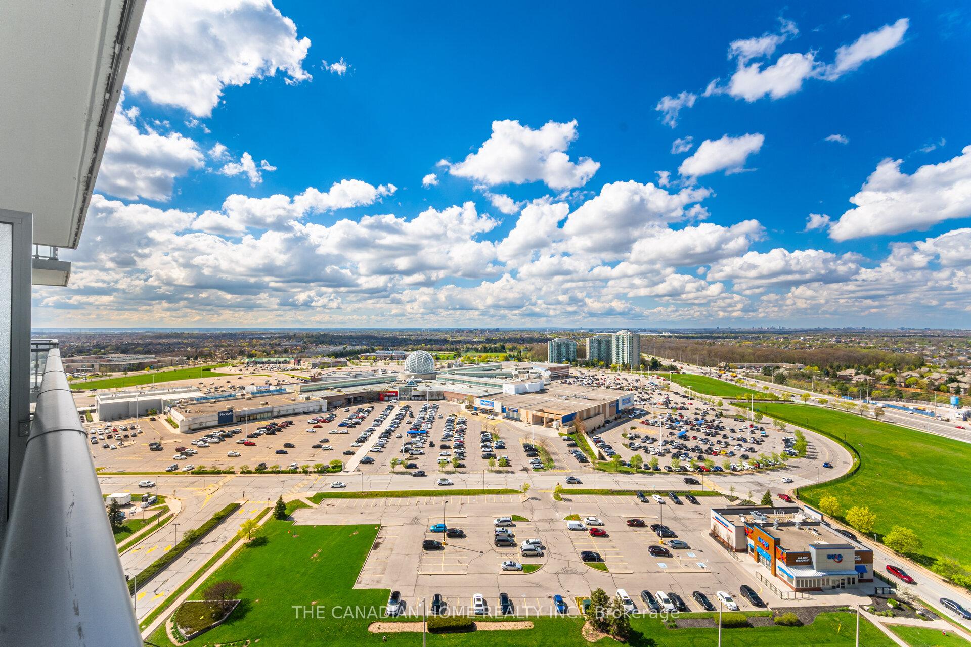 3 Bedrooms Condo at 4655 Metcalfe, Mississauga For sale