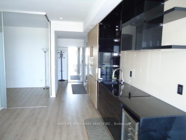 3 Bedrooms Condo at 70 Temperance,  Toronto For sale