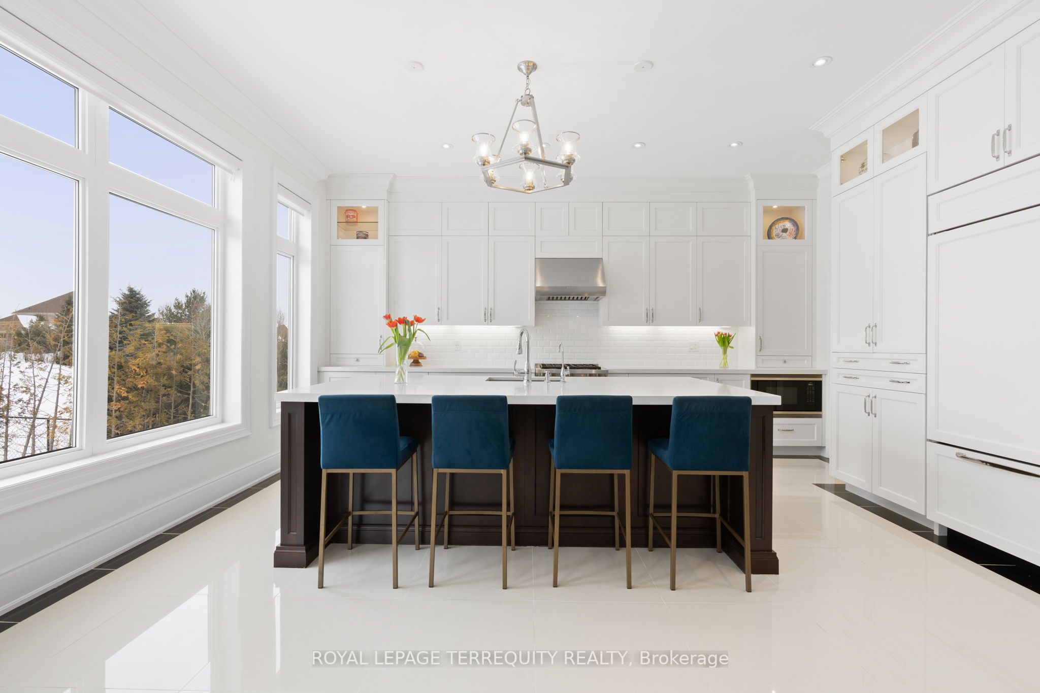 20 Country Club Crescent