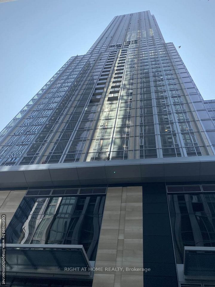 11 Yorkville