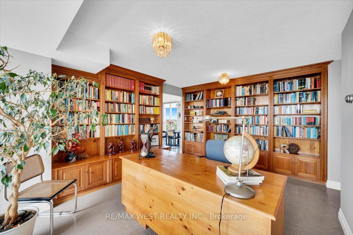 2 Bedrooms Condo at 2285 Lake Shore, Toronto For sale