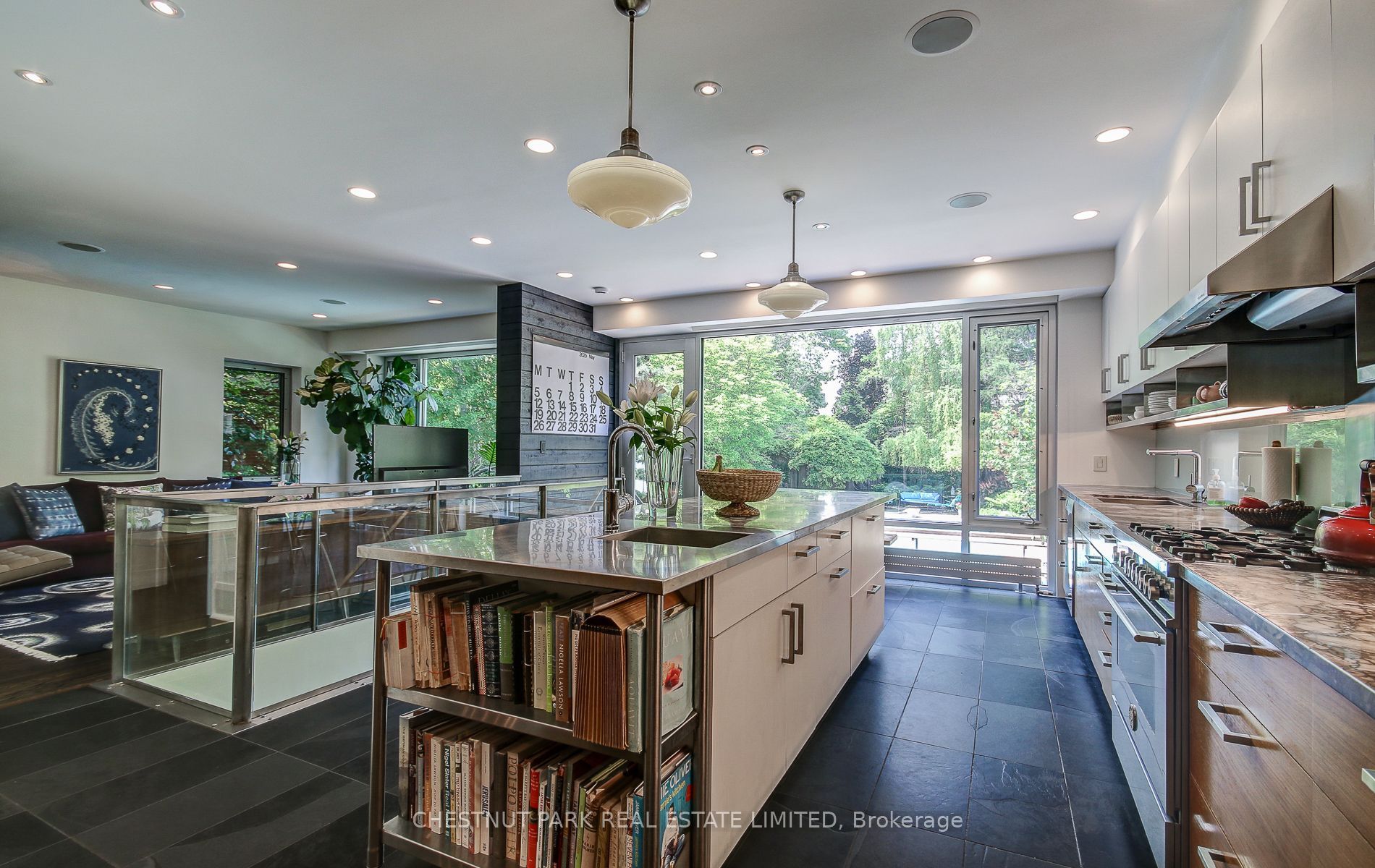 40 Warren Road