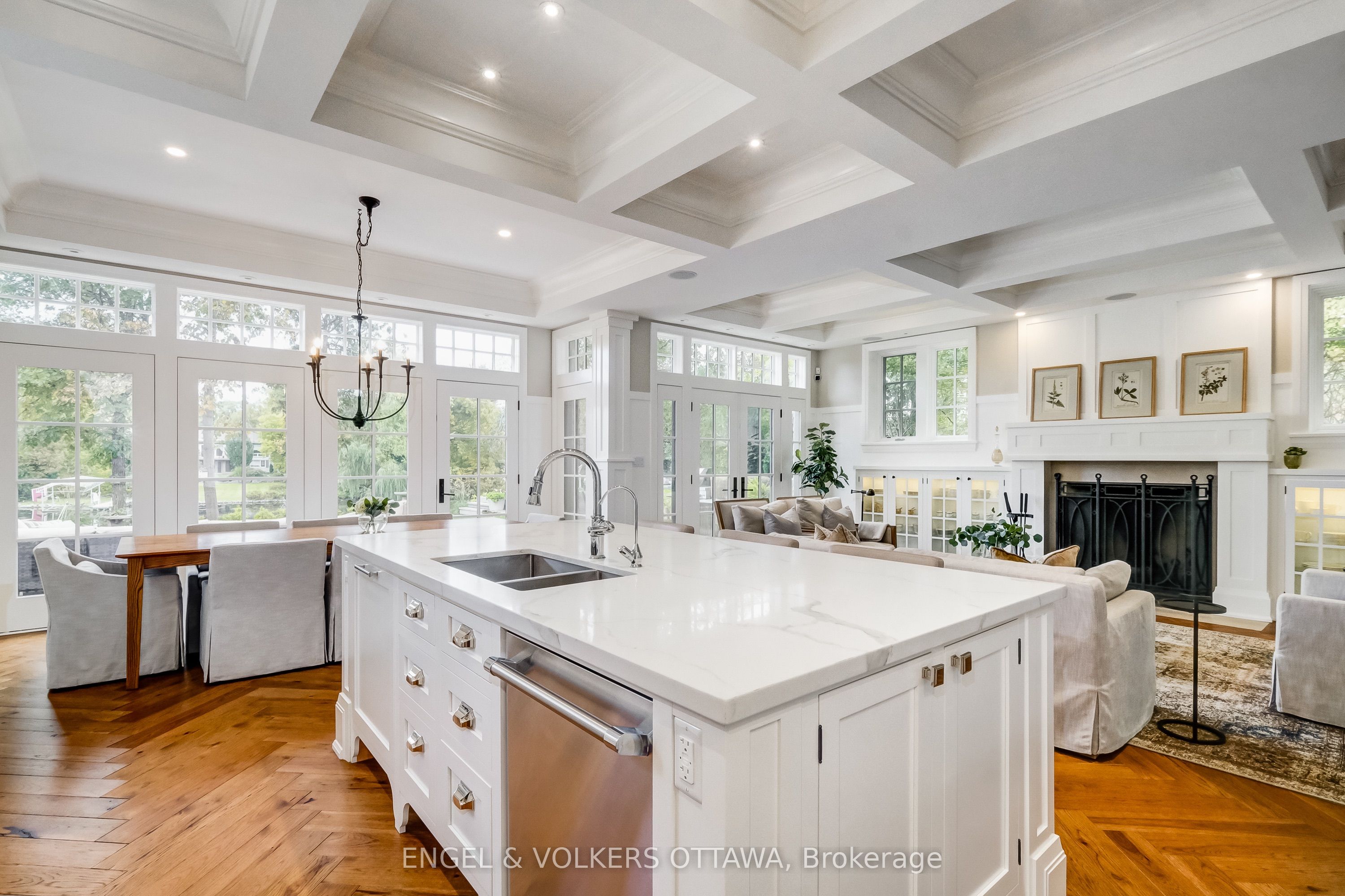 5651 HERWIG Place, Manotick - Kars - Rideau Twp and Area 8004 - Manotick South to Roger Stevens