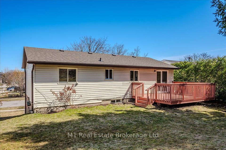 130 Freshmeadow Way