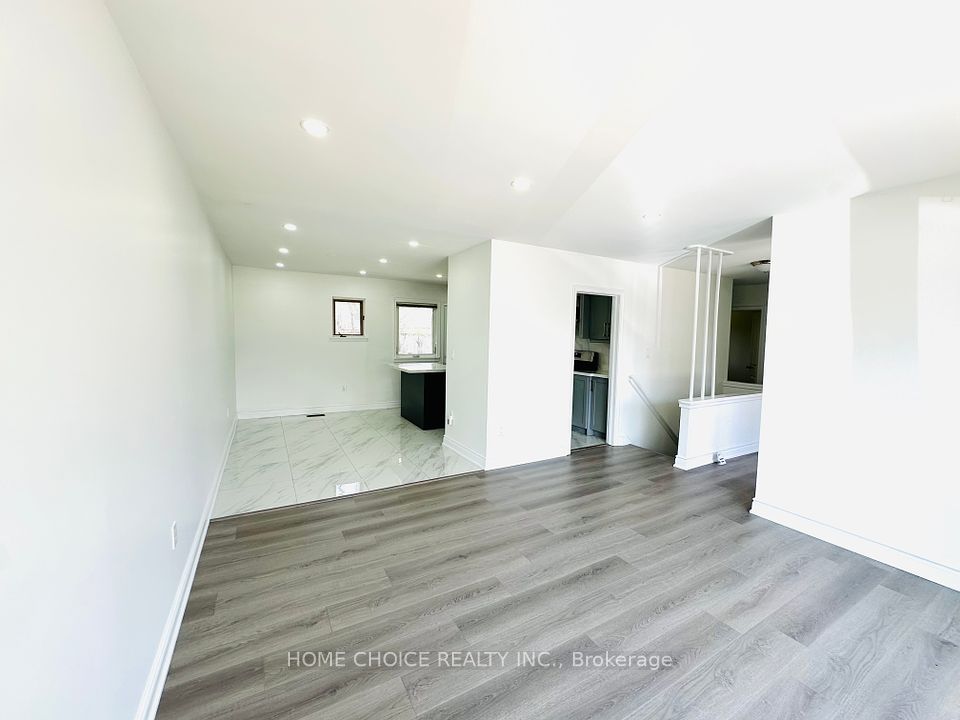 116 Eldomar Avenue, Brampton, ON L6W 1R8