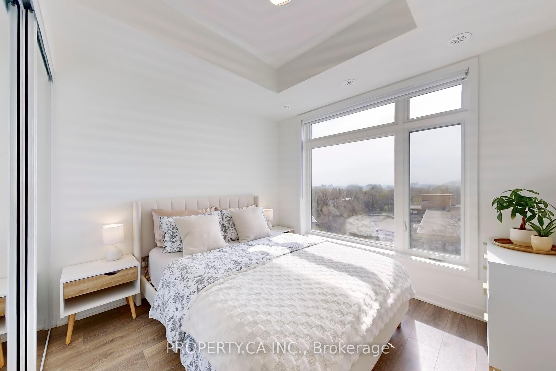 2 Bedrooms Condo at 165 Canon Jackson, Toronto For sale