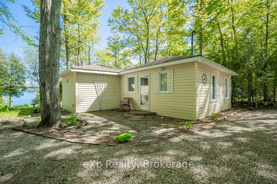 554 Mallory Beach Road, South Bruce Peninsula, ON N0H 2T0