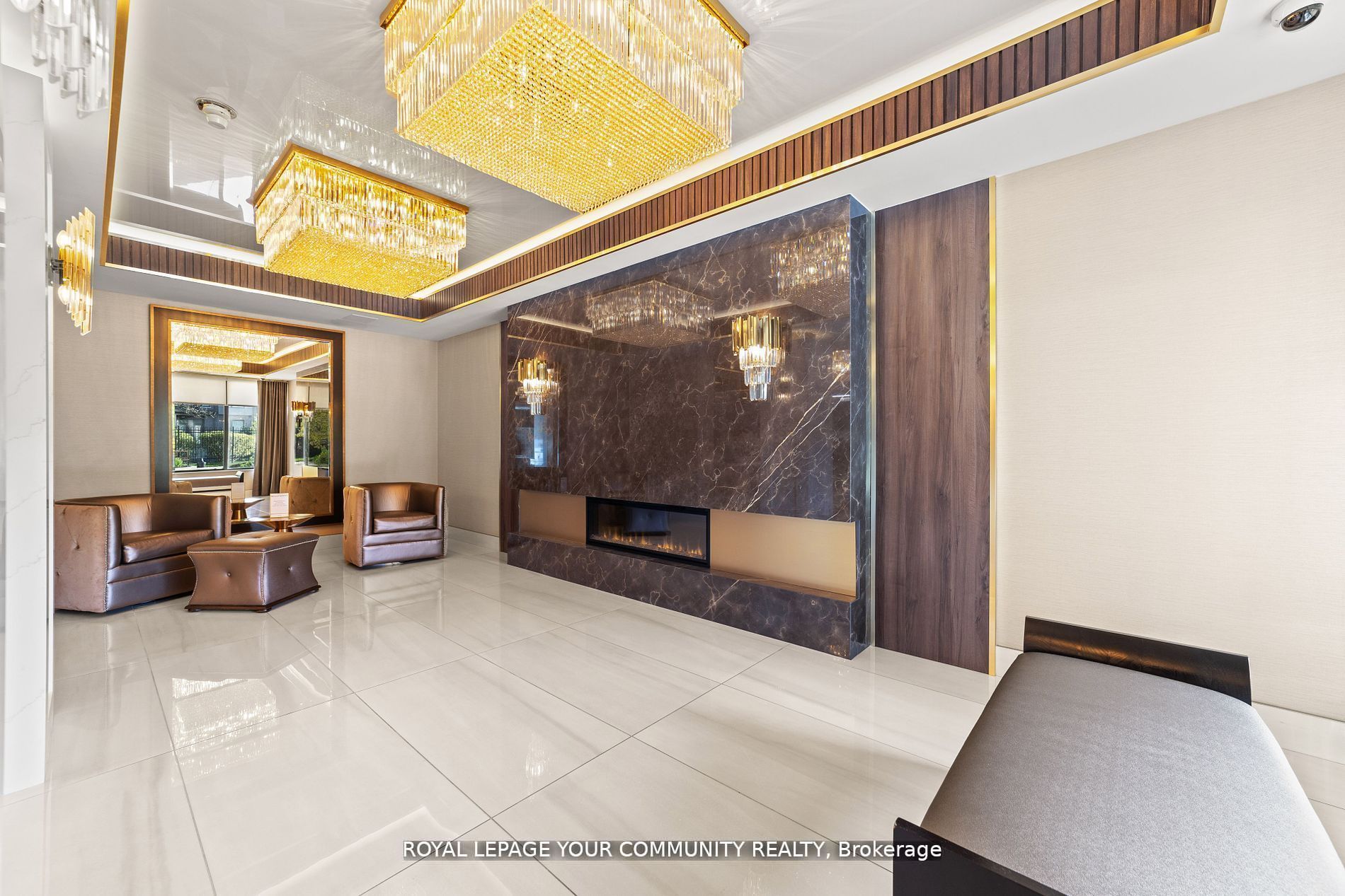 7420 Bathurst Street, #503
