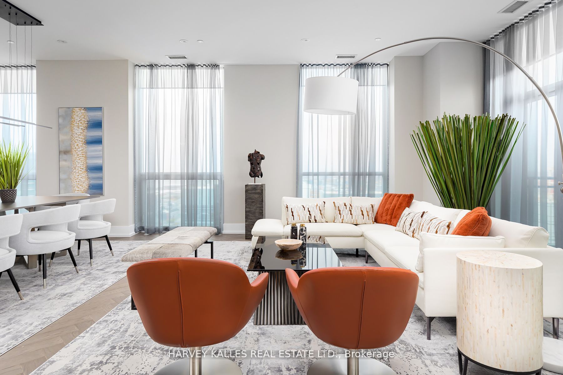 99 John Street 4802