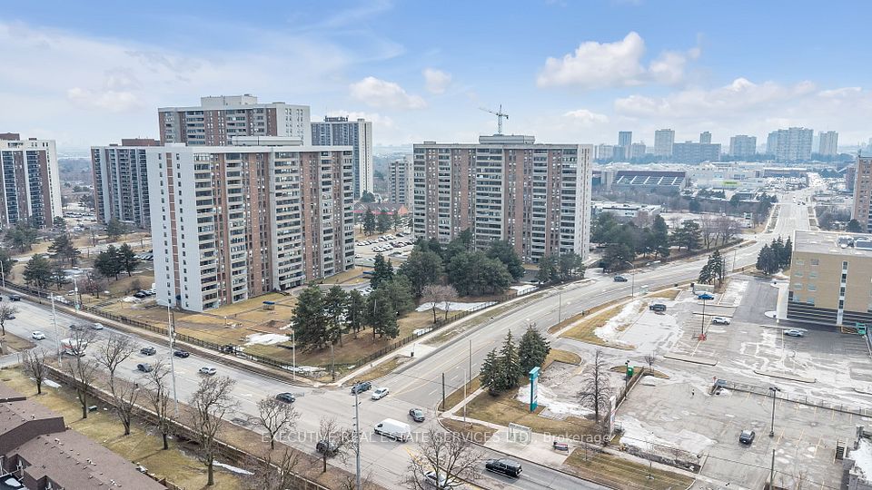https://trreb-image.ampre.ca/0UrNg-T-flYw60YAO0D62JxCbdpGapIZXxFZ4fzgJXw/rs:fit:960:960/wm:.5:so:0:50:.4/wmsh:10/wmt:PHNwYW4gZm9yZWdyb3VuZD0nd2hpdGUnIGZvbnQ9JzY4Jz5FWEVDVVRJVkUgUkVBTCBFU1RBVEUgU0VSVklDRVMgTFRELiwgQnJva2VyYWdlPC9zcGFuPg/L3RycmViL2xpc3RpbmdzLzQwLzc4LzkyLzE5L3AvOWUwMjE1ZTAtOTNlMy00YTQwLWI0ZGMtMTFjMzU3YjVhZjQ2LmpwZw.jpg