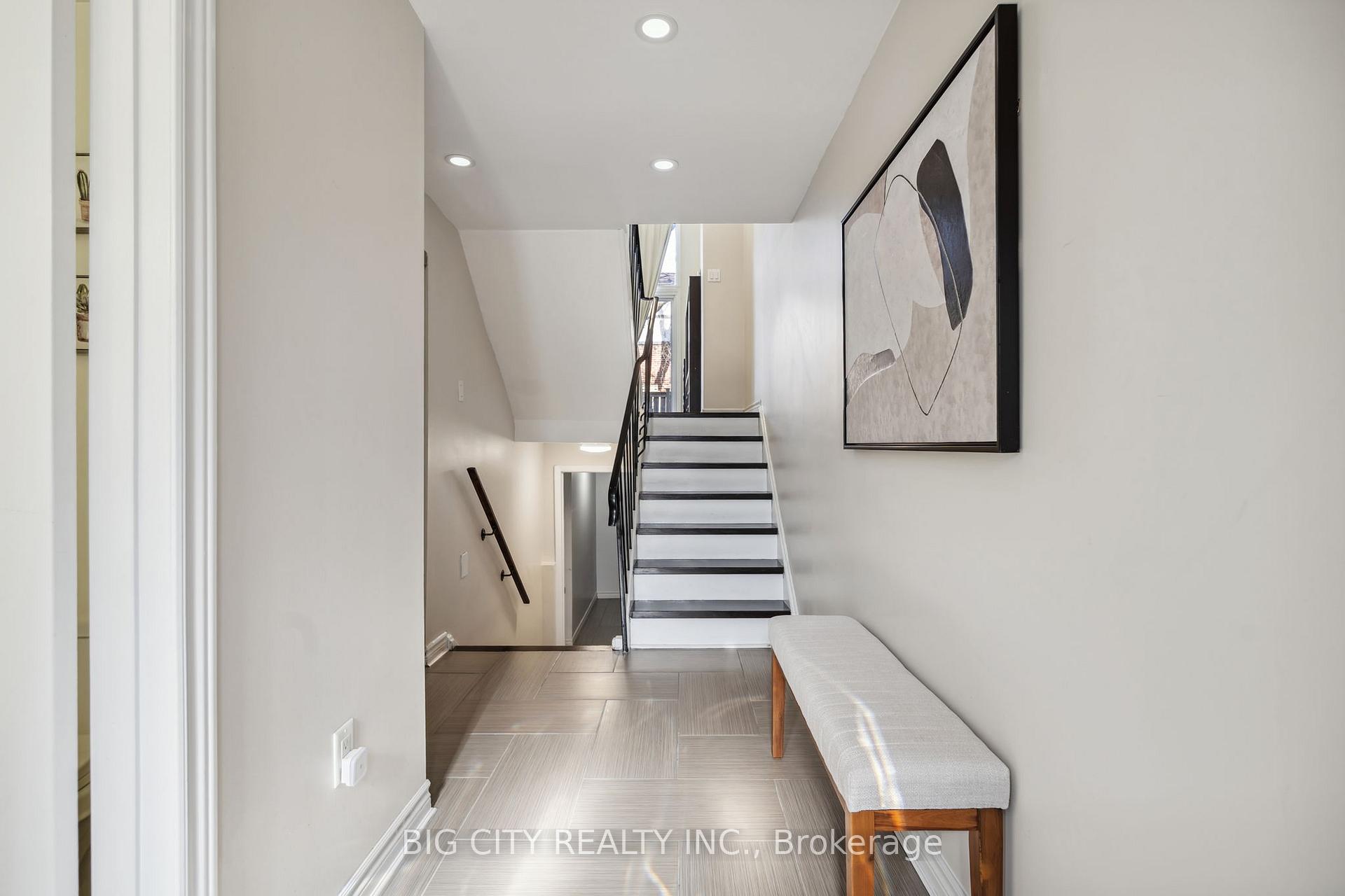 4 Bedrooms Condo at 321 Trudelle, Toronto For sale