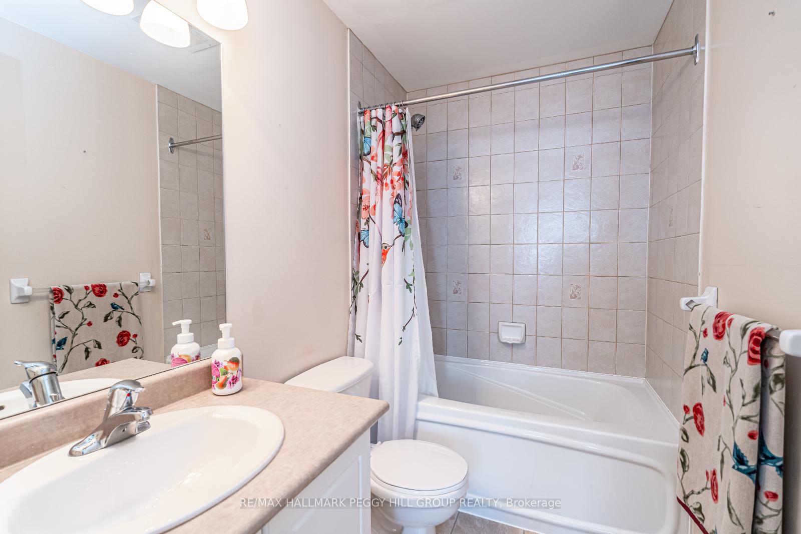 2 Bedrooms Condo at 1415 Lawrence, Toronto For sale