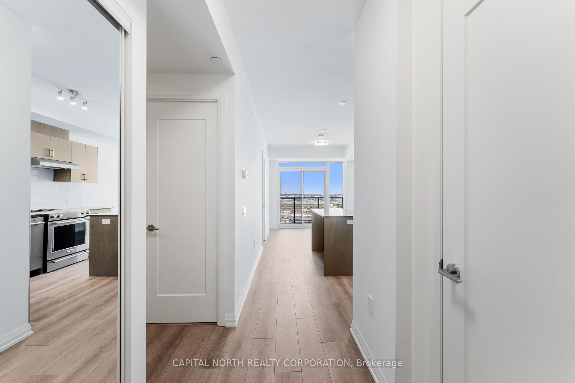2 Bedrooms Condo at 8960 Jane,  Vaughan For sale